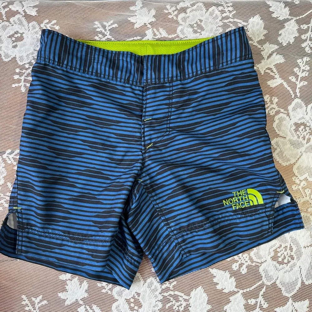 The North Face Boys Swim Trunks Size 5 Blue Black Stripe Elastic Waist‎